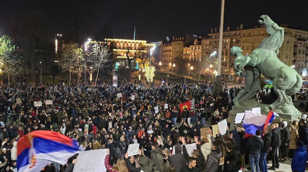Određeno zadržavanje od 48 sati taksisti koji je "pokosio" mladića nakon protesta 1 Određeno zadržavanje od 48 sati taksisti koji je "pokosio" mladića nakon protesta 1
