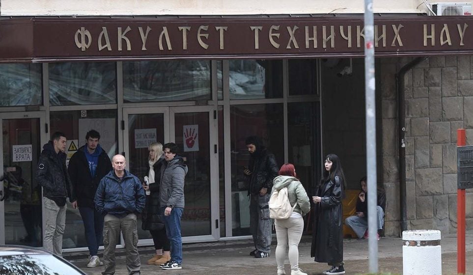 Podrška, ali kada se stvore ravnopravni uslovi: O predlogu studenata FTN za raspisivanje vanrednih parlamentarnih izbora 1 Podrška, ali kada se stvore ravnopravni uslovi: O predlogu studenata FTN za raspisivanje vanrednih parlamentarnih izbora 1