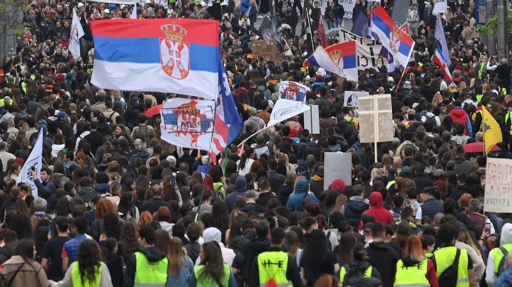 Da li je odgovor na pitanje kada će izbori jasan i šta je teg oko vrata studenata? 1 Da li je odgovor na pitanje kada će izbori jasan i šta je teg oko vrata studenata? 1