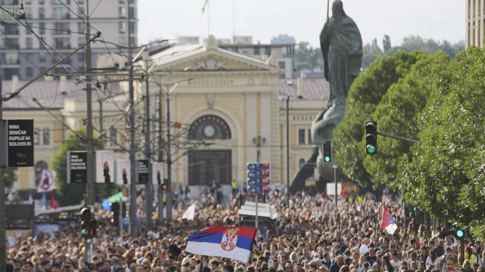 Šta studenti traže na današnjim protestima? 1 Šta studenti traže na današnjim protestima? 1