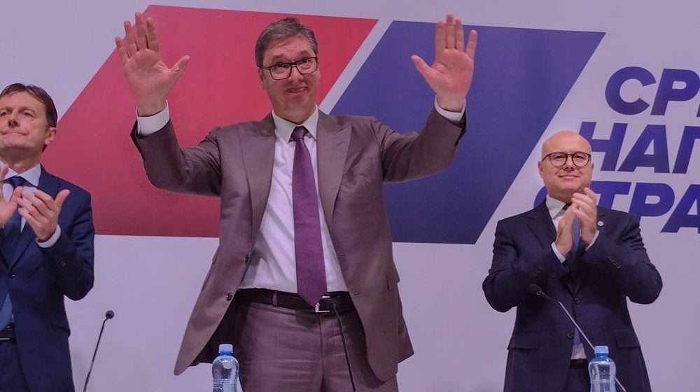 "Bez hrabrosti da se suoče sa Vučićevim mešanjima i pretnjama": Reakcije na tvrdnje VST-a o "neprimerenim uticajima" 1 "Bez hrabrosti da se suoče sa Vučićevim mešanjima i pretnjama": Reakcije na tvrdnje VST-a o "neprimerenim uticajima" 1